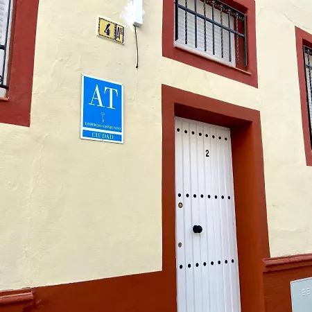 Apartamentos Cruz Roja B Seville Exterior photo